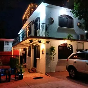 Pensión Maya Antes Navieros 